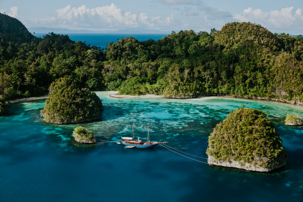 Yacht Charter Destination #4: Raja Ampat