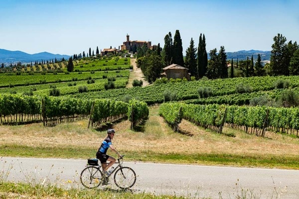 Cycling trip through Tuscany, Italy