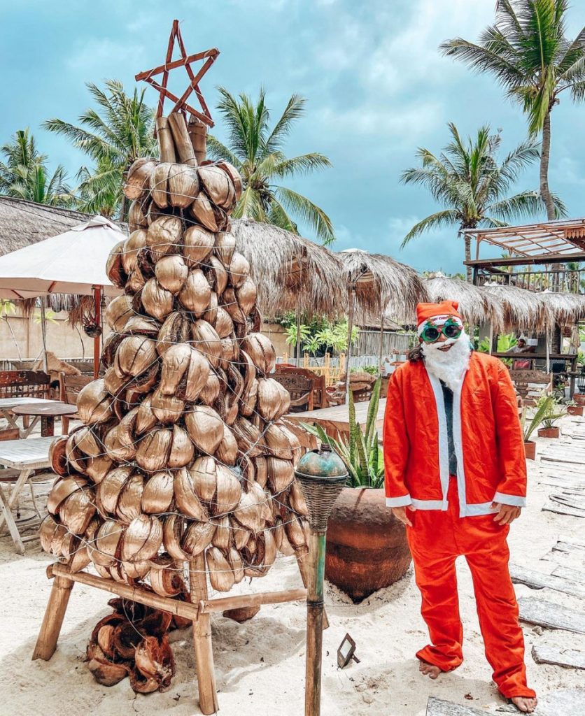 See how different Christmas in Bali are!